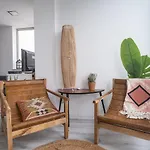 Foz - West Shore Retreat