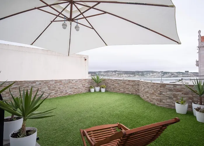 Foz - West Shore Retreat * Калдаш-да-Раинья