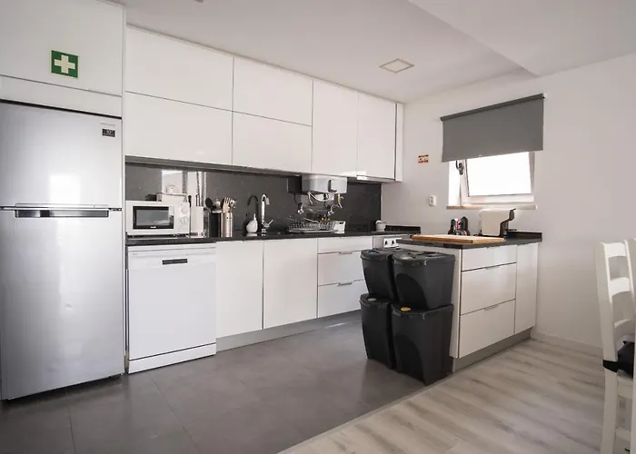 Foz - West Shore Retreat Апартаменты